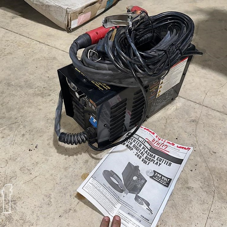 CHICAGO ELECTRIC PLASMA CUTTER