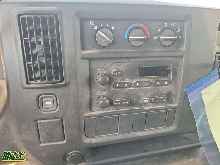 non-operable-2006-chevrolet-express-s/a-cube-van-image-16