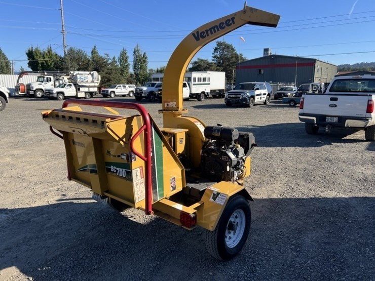 2014-vermeer-bc700xl-image-4