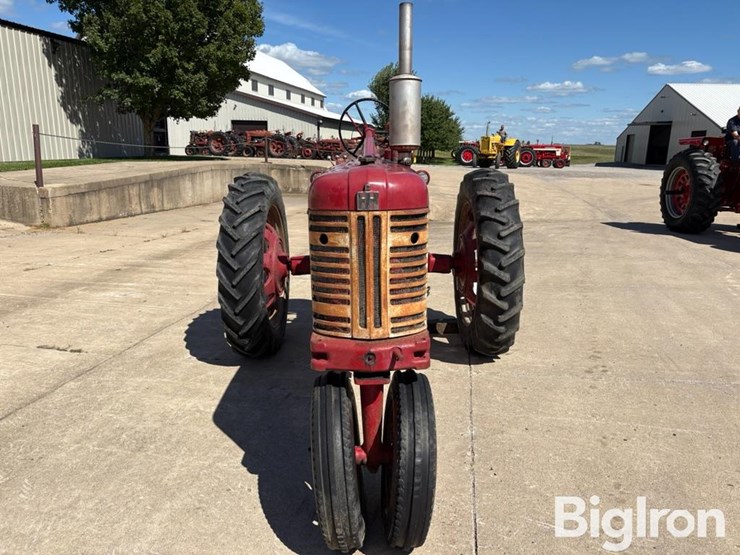 1957-case-ih-350-image-2
