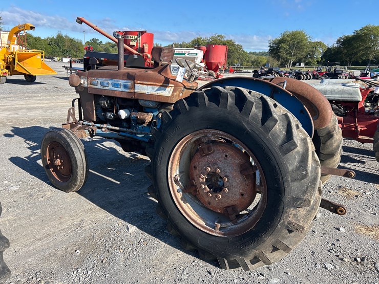 ford-3000-image-4