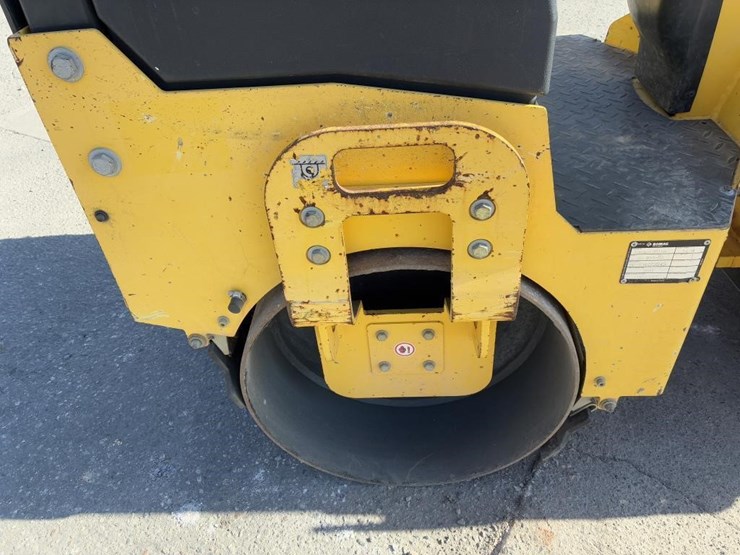 2017-bomag-bw900-50-image-8