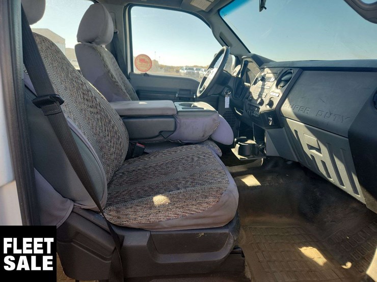 2014-ford-f350-image-19
