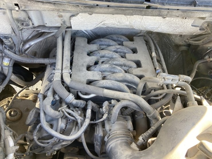 2011-ford-f150-image-44