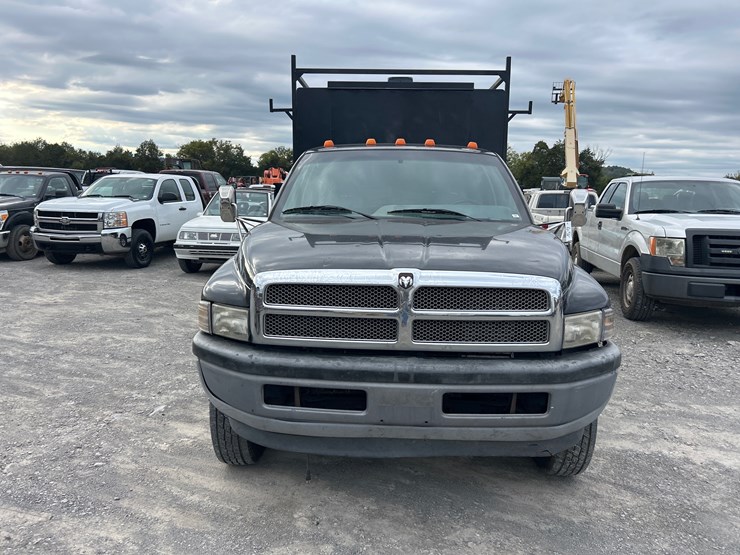 1996-dodge-3500-image-4