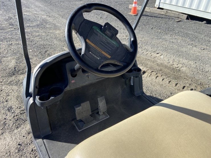 club-car-precedent-golf-cart-image-11