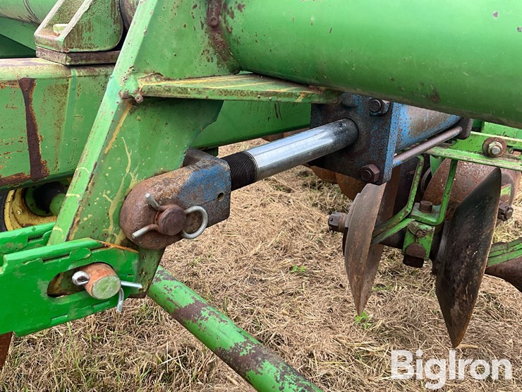 john-deere-14-image-18