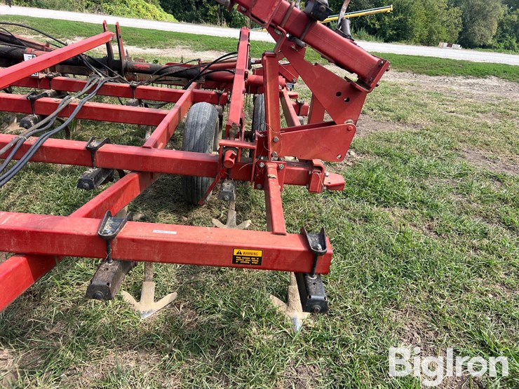 case-ih-4300-image-15