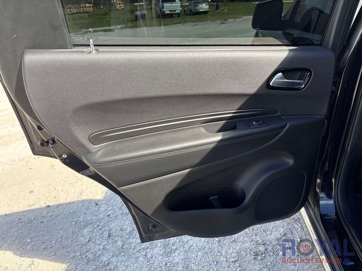 2021-dodge-durango-suv-image-21
