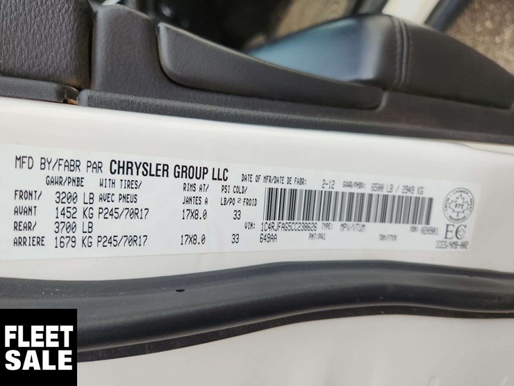 2012-jeep-grand-cherokee-image-6