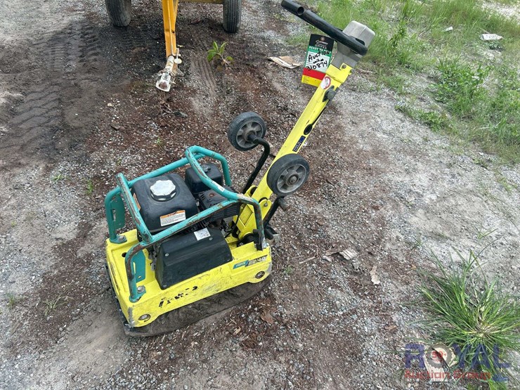 2022-ammann-22/40-compact-reversible-plate-compactor-image-1
