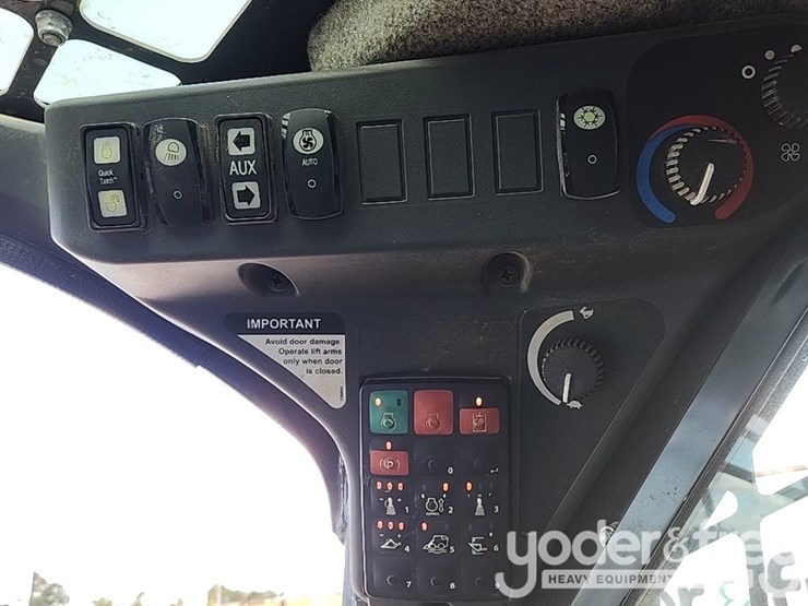 2018-deere-333g-image-23