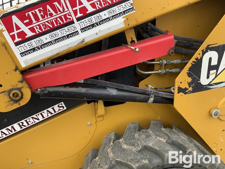 2014-caterpillar-236d-image-14