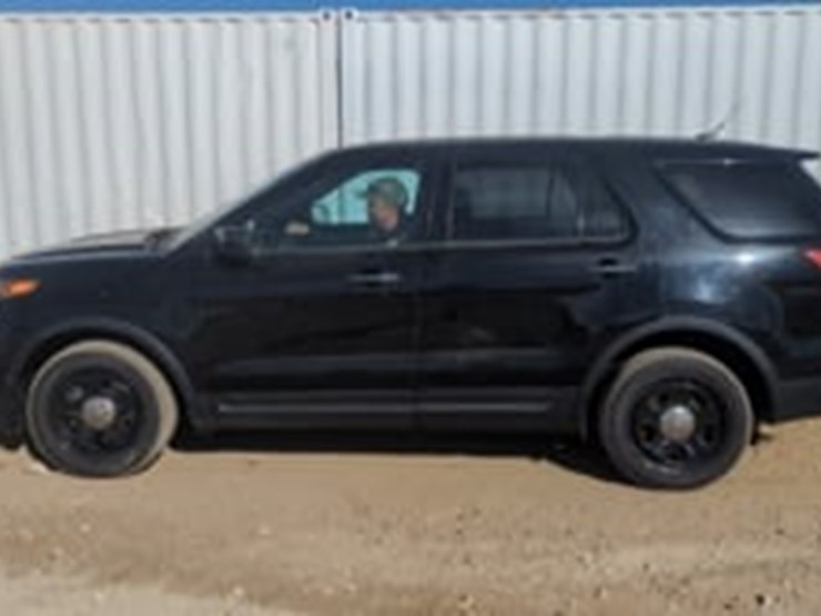 2014-ford-explorer-image-5