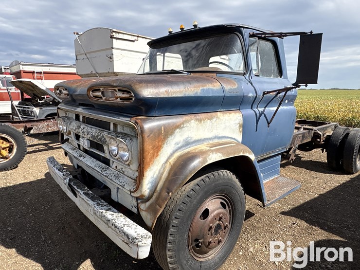 1961-chevrolet-c60-image-9