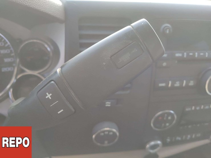 2013-gmc-sierra-3500hd-image-11