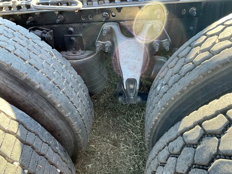 2019-international-lt-image-5