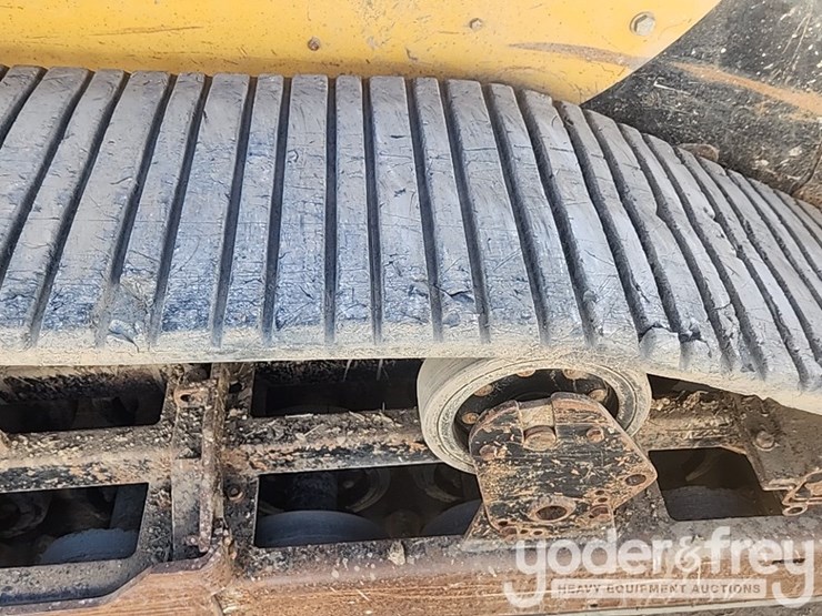 caterpillar-277-image-12