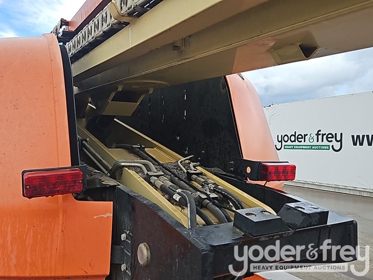 2018-jlg-660sj-image-10