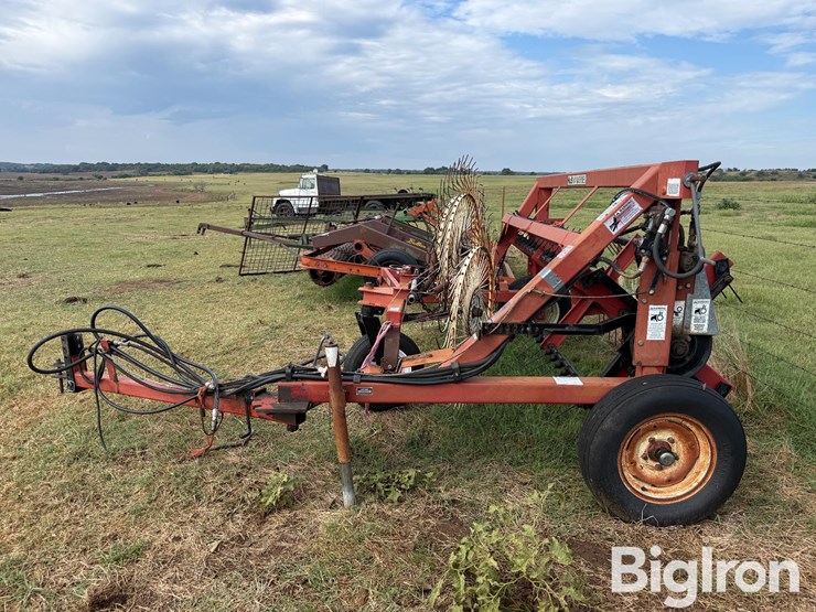 h-&-s-hay-machine-ii-image-8