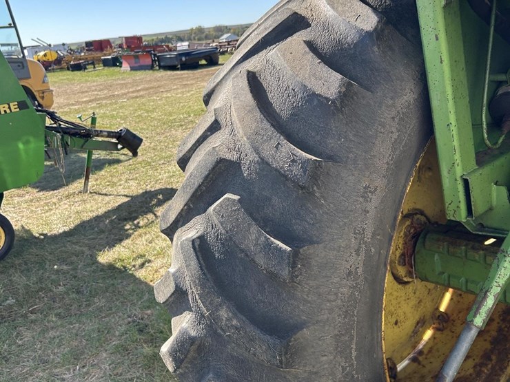 john-deere-4430-image-17
