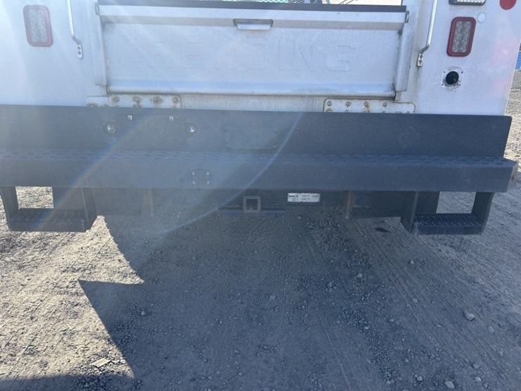 2012-ford-f550-sd-image-29