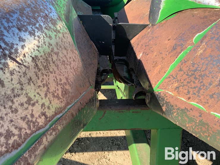 john-deere-843-image-15