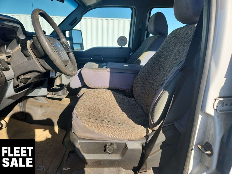 2014-ford-f350-image-16