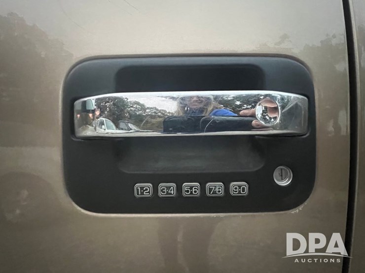 2013-ford-f150-image-56