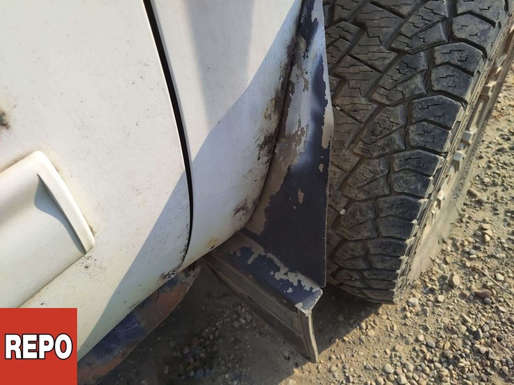 2013-gmc-sierra-3500hd-image-31