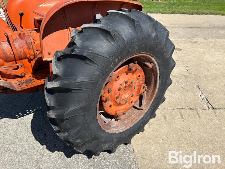 1959-allis-chalmers-d14-image-16