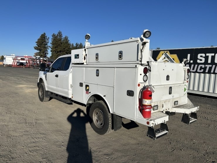 2017-ford-f350-image-4
