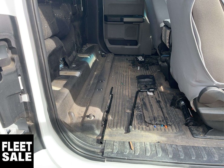 2018-ford-f350-image-16