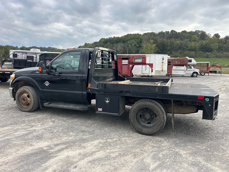 2011-ford-f350-image-2
