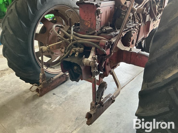1957-case-ih-450-image-17