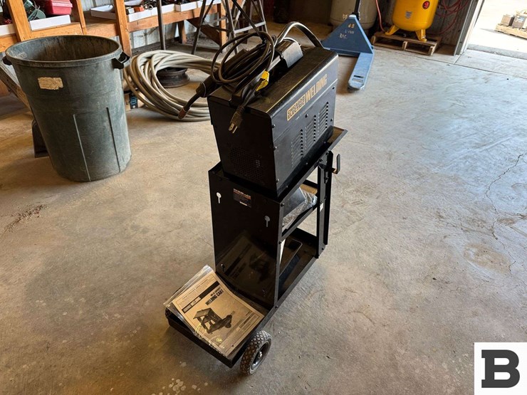 chicago-electric-90-amp-flux-wire-welder-image-4