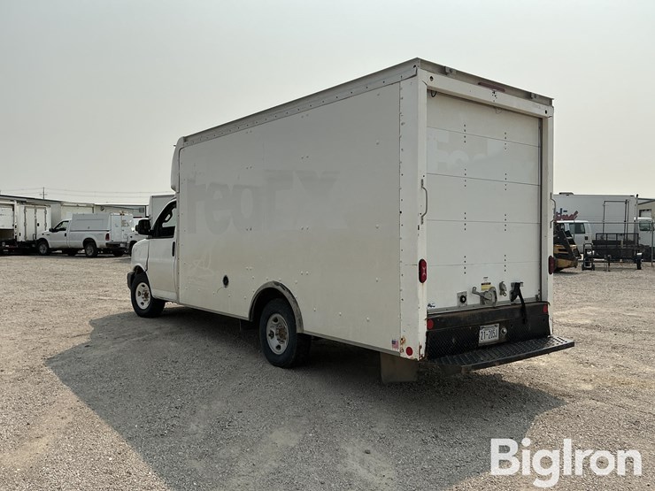 2020-chevrolet-express-g3500-image-7