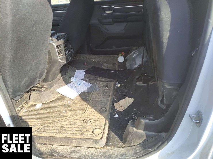 non-operable-2022-ram-1500-4x4-big-horn-4dr-crew-cab-5.6-ft.-sb-pickup-image-12