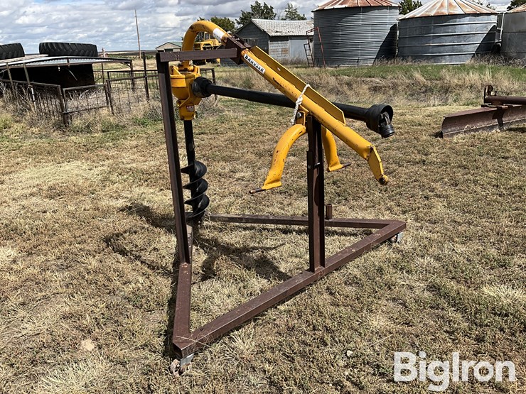 danuser-3-pt-post-hole-digger-&-stand-image-3