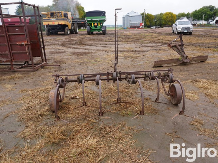 7'-field-cultivator-image-6
