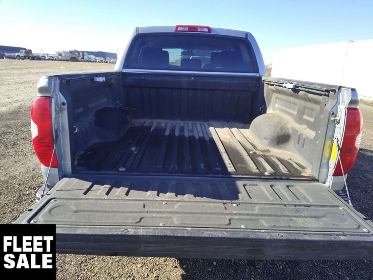 2017-toyota-tundra-image-22