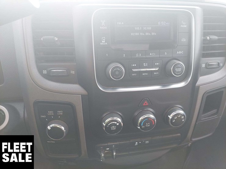 2016-ram-tradesman-image-10