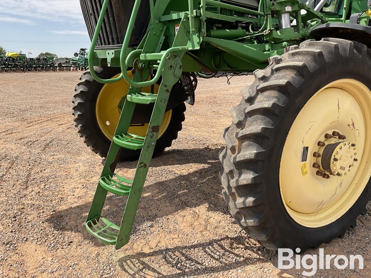 2011-john-deere-4830-image-12