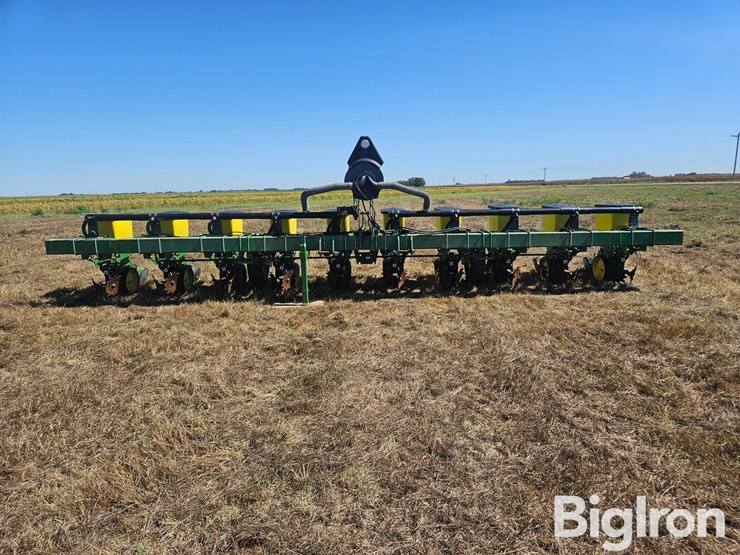 john-deere-2-image-2