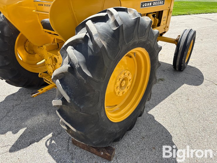 1959-john-deere-440-image-13