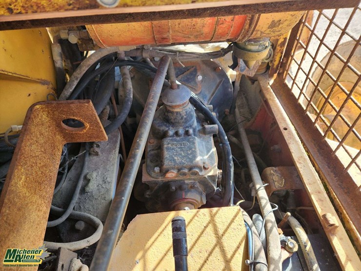 1988-timberjack-230a-image-31