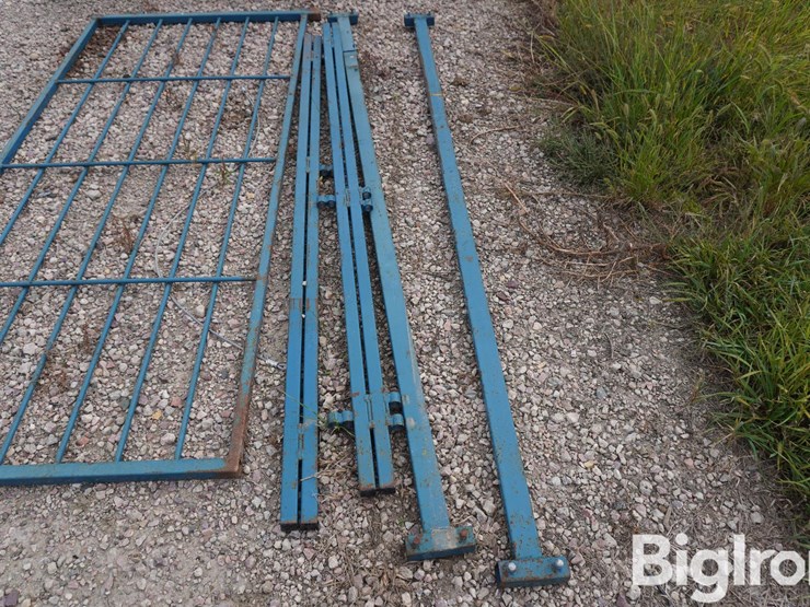 sydell-82"x36"-gate-&-braces-image-9