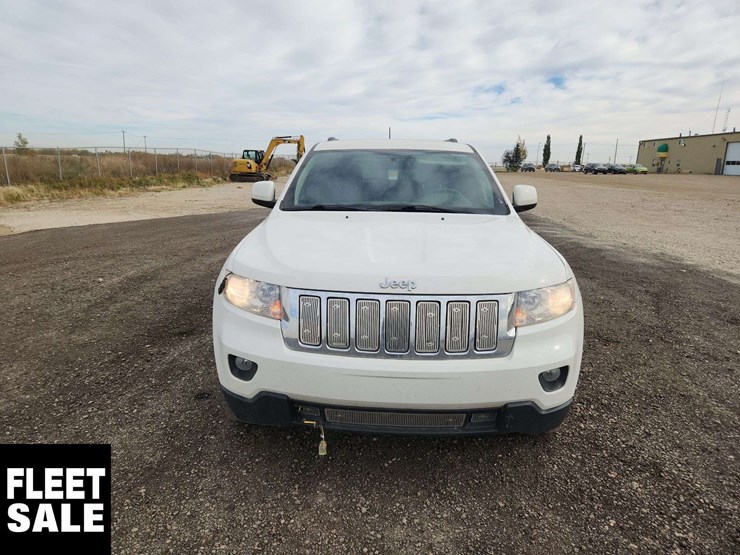 2012-jeep-grand-cherokee-image-23
