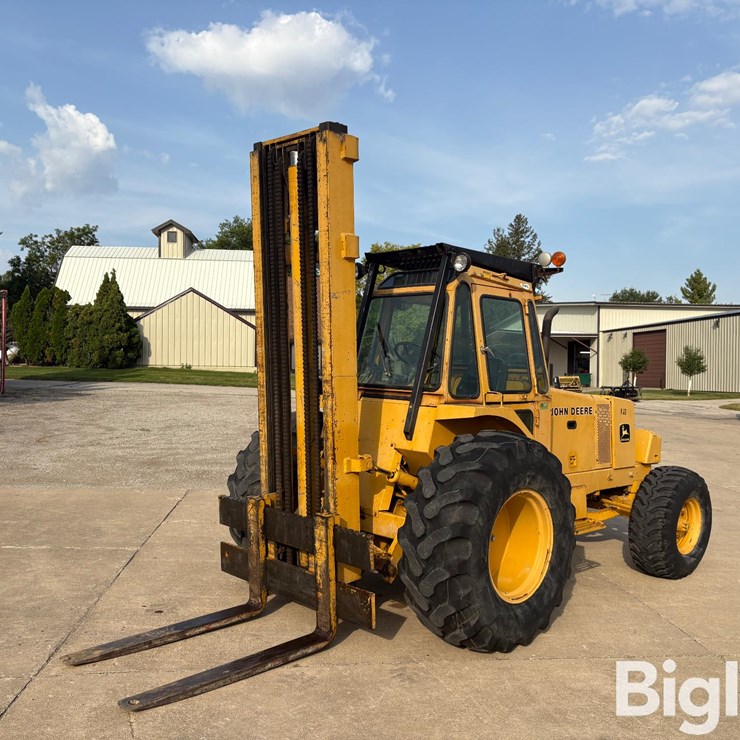 DEERE 482C