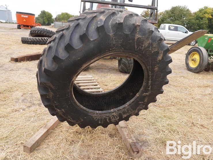 380/65r28-tires-image-10